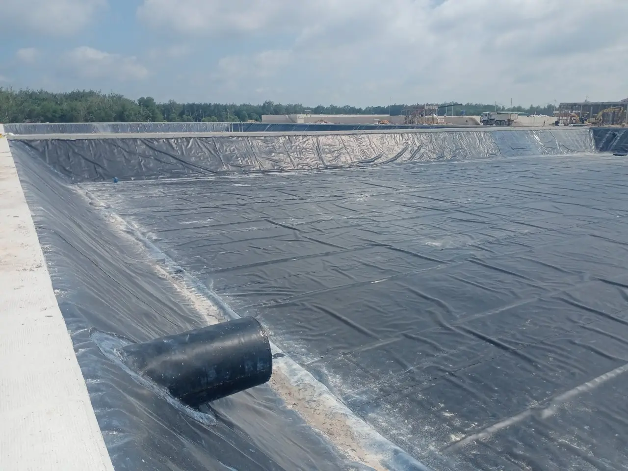 Keo Hàn Bạt HDPE - Giải Pháp Nâng Cao Tuổi Thọ  Hiệu Quả Sử Dụng Bạt