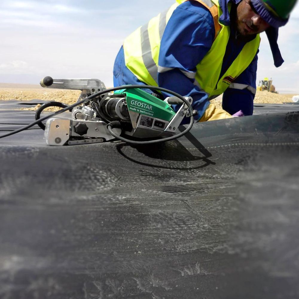 Máy hàn bạt HDPE GEOSTAR G7 LQS - Giải pháp hàn bạt tối ưu cho mọi công trình