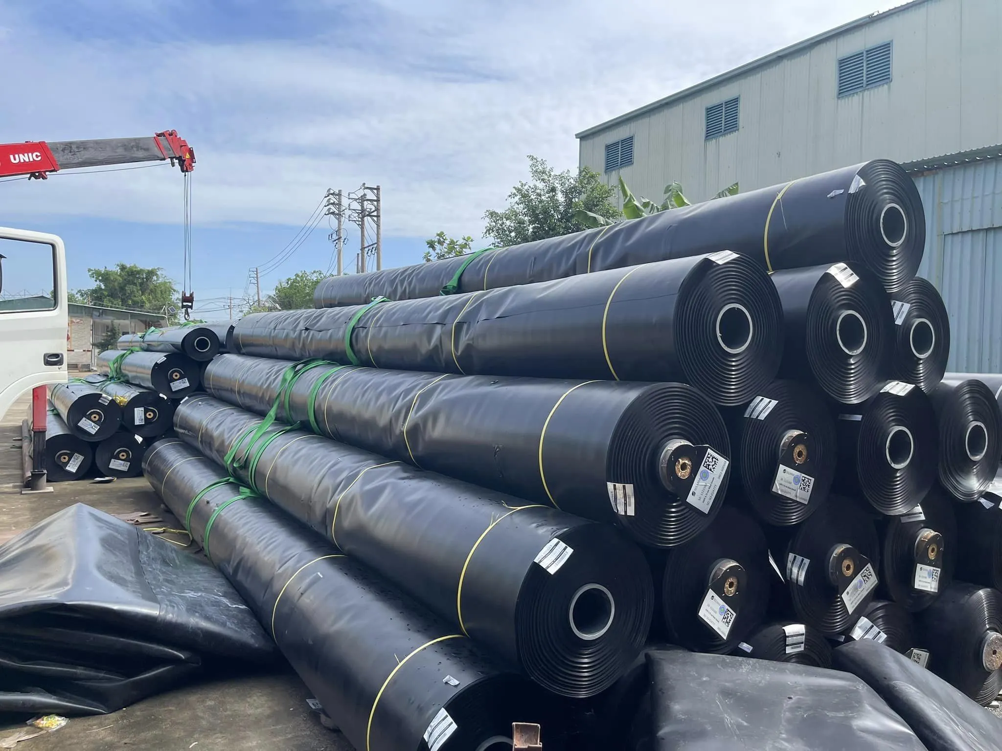 Bạt PVC cho hồ nuôi cá Koi