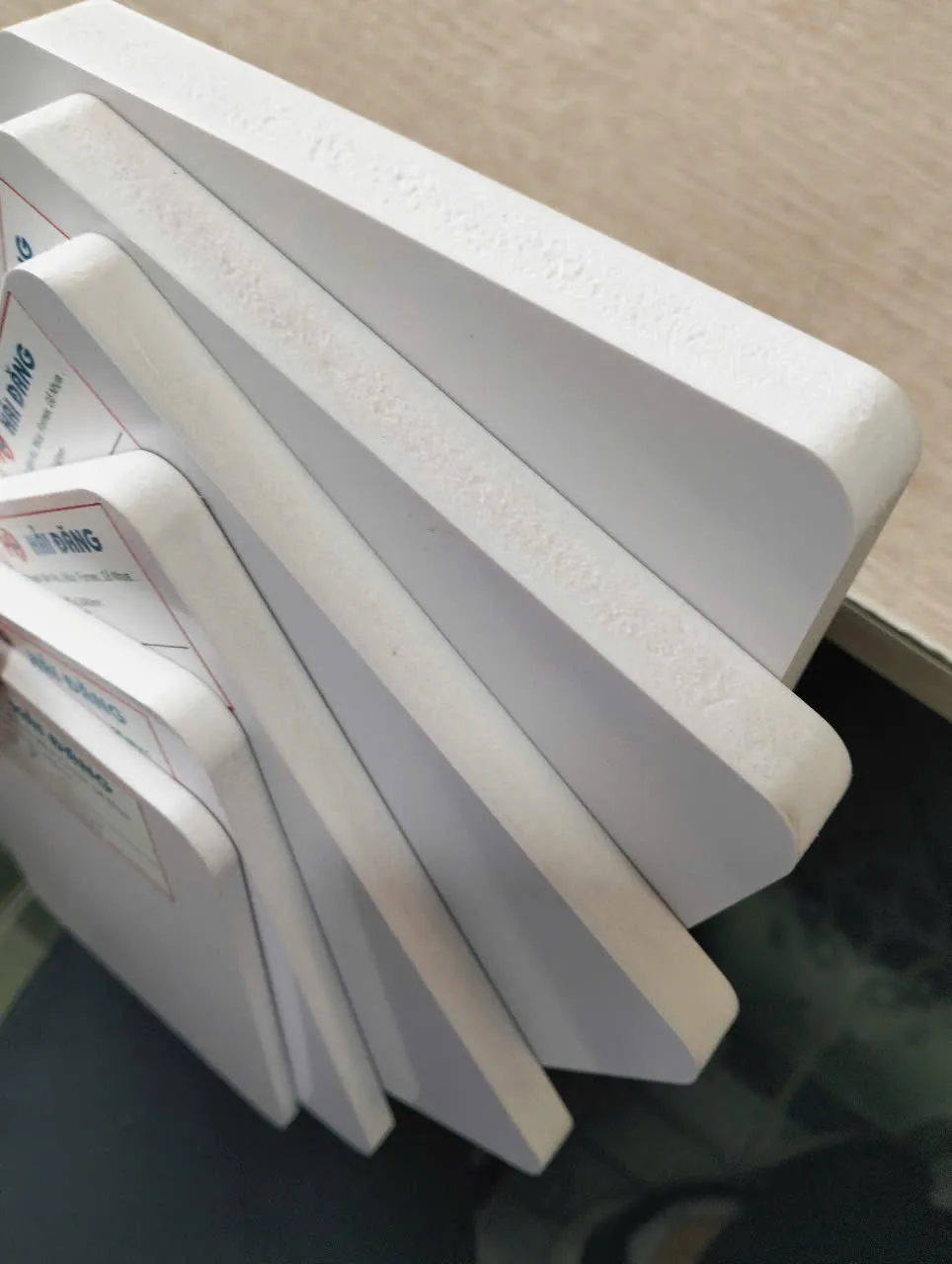 Các loại tấm gỗ nhựa PVC đa dạng