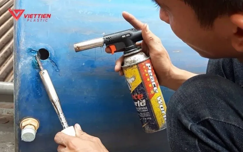 Cách hàn bồn nước nhựa