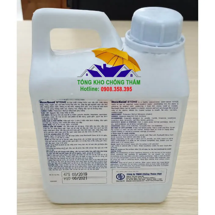 Cận cảnh hóa chất chống thấm đá RoxSeal Stone dạng lỏng trong suốt