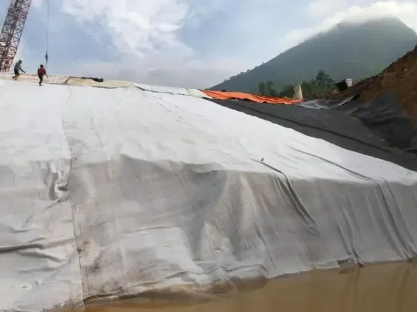 Công trình địa kỹ thuật môi trường sử dụng màng HDPE, cần kiểm soát chất lượng chặt chẽ