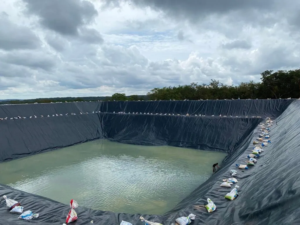Công trình kênh mương sau khi hoàn thiện bạt HDPE