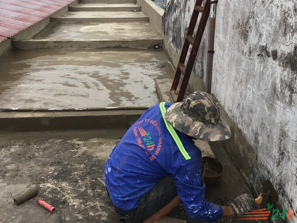 Dấu hiệu sân thượng bị thấm dột nghiêm trọng