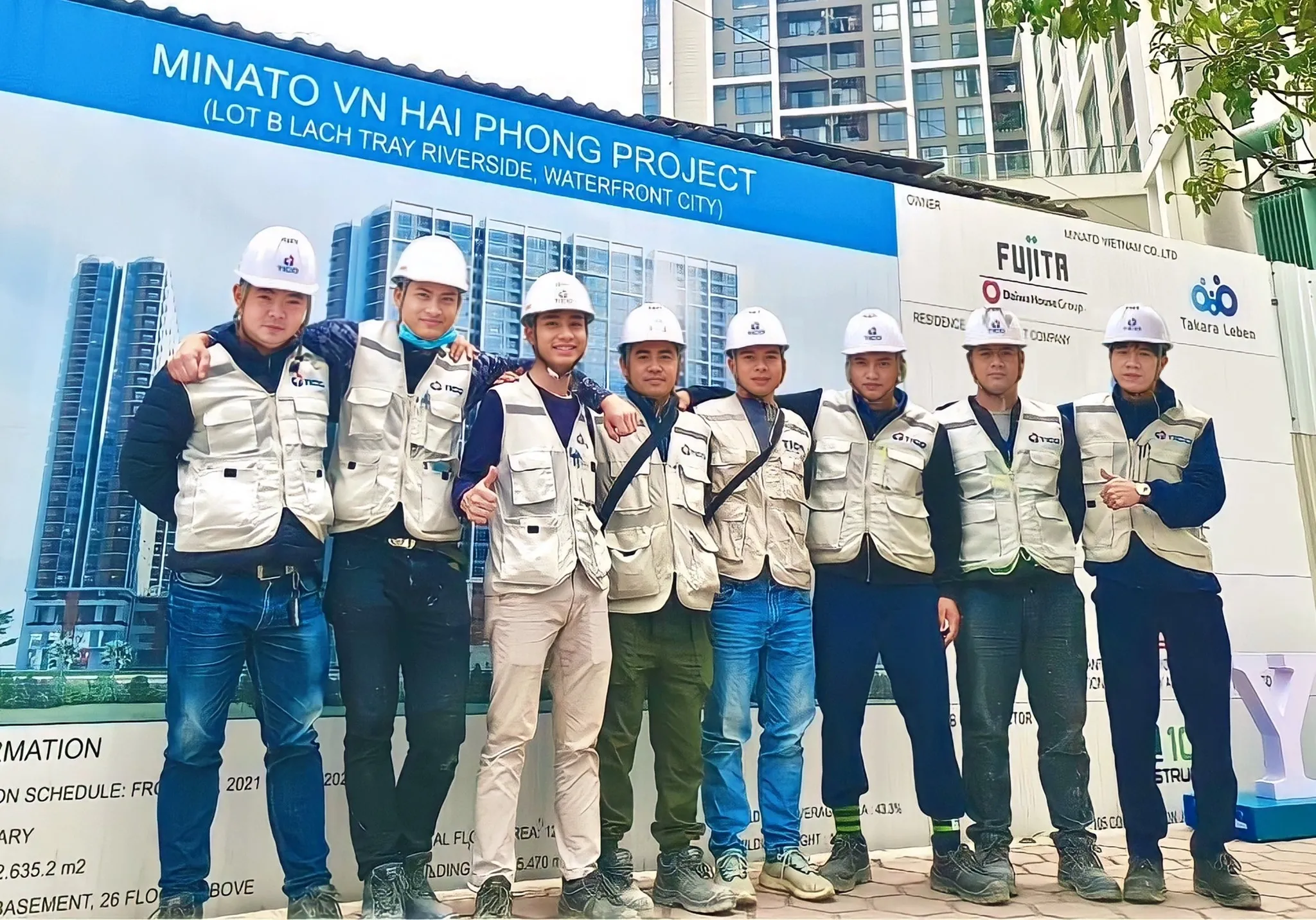 Đội ngũ nhân công chống thấm dày dặn kinh nghiệm, chuyên nghiệp trong thi công địa kỹ thuật môi trường