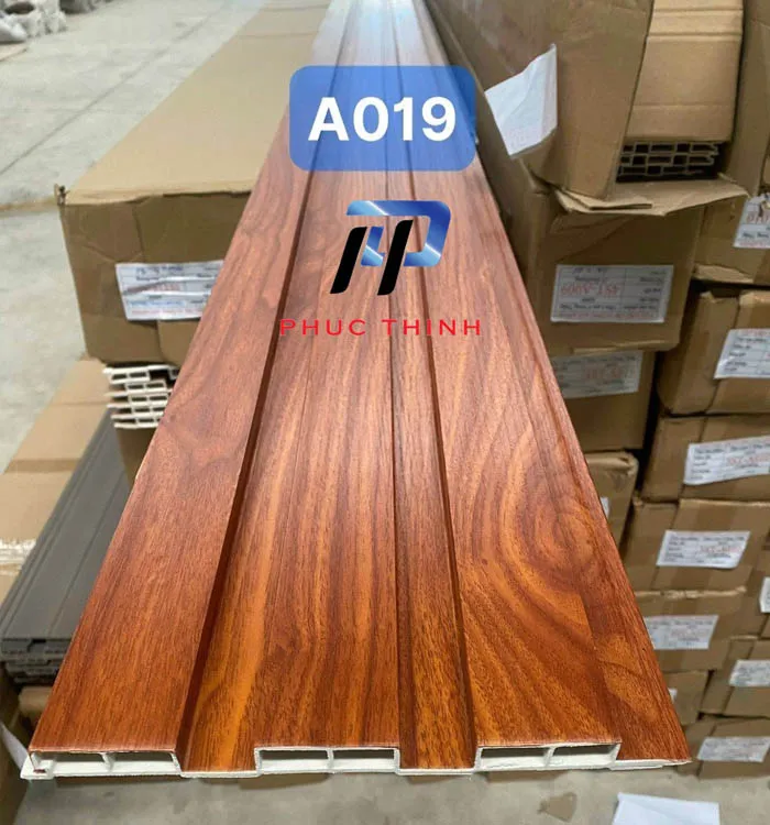Giá tấm nhựa ốp tường giả gỗ rẻ nhất 2023