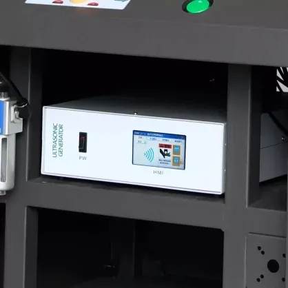 Hệ thống khí nén và thân máy hàn siêu âm