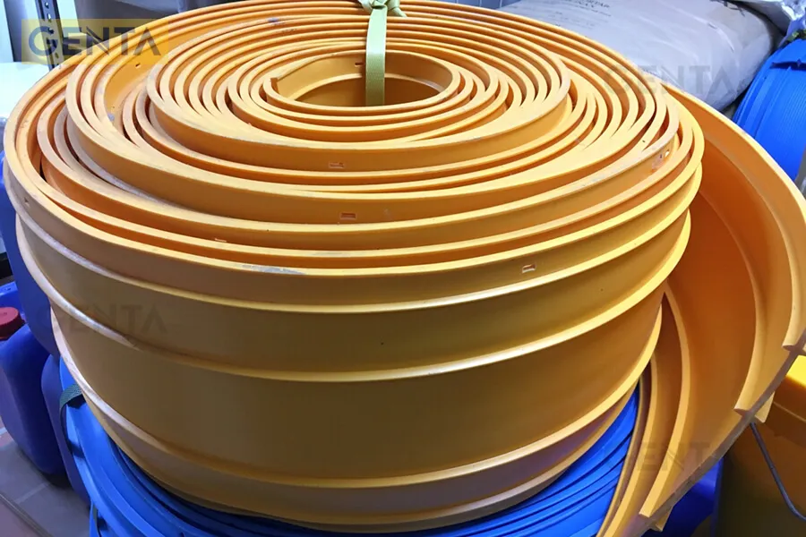 Hình ảnh băng cản nước PVC Waterstop loại V, được sử dụng để xử lý chống thấm khe lún tại mạch ngừng bê tông