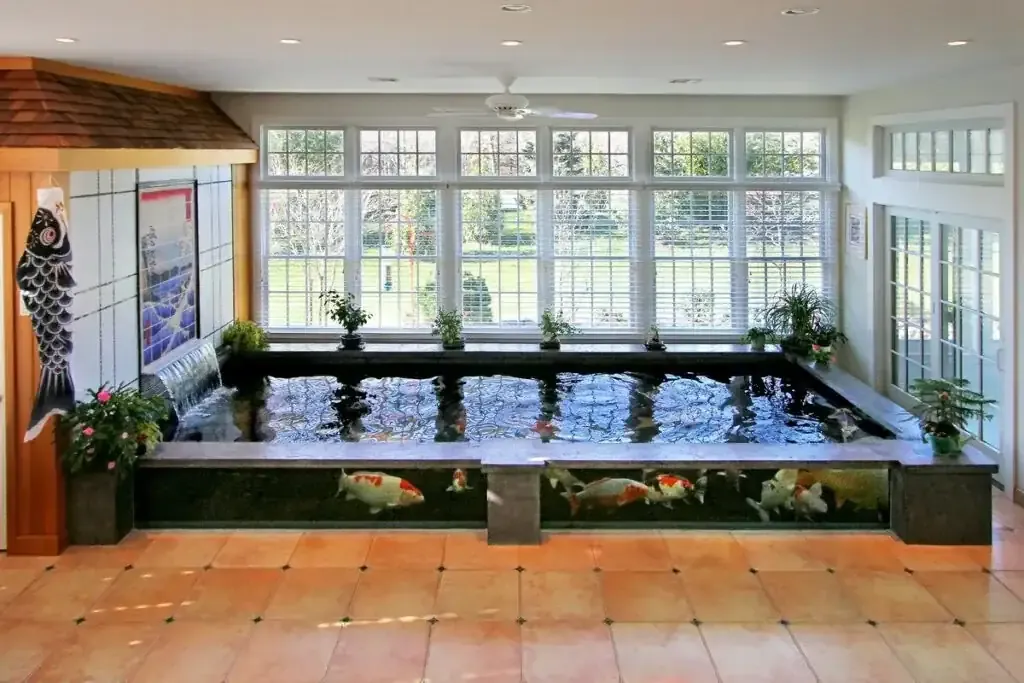 Hồ cá koi đẹp trong nhà