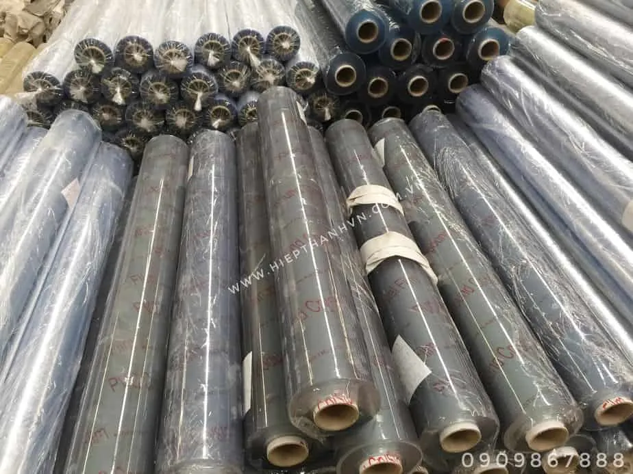 Kho chứa đa dạng các loại cuộn nhựa dẻo trong, sẵn sàng đáp ứng nhu cầu cho dự án địa kỹ thuật môi trường