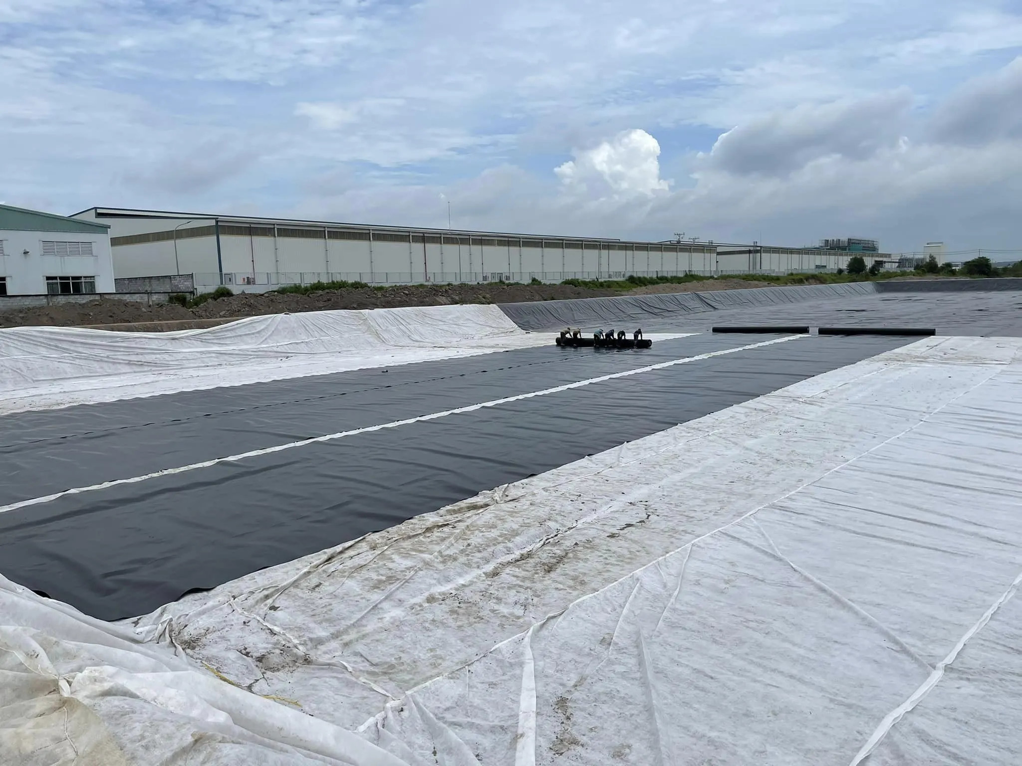 Kiểm tra mối hàn bạt PVC