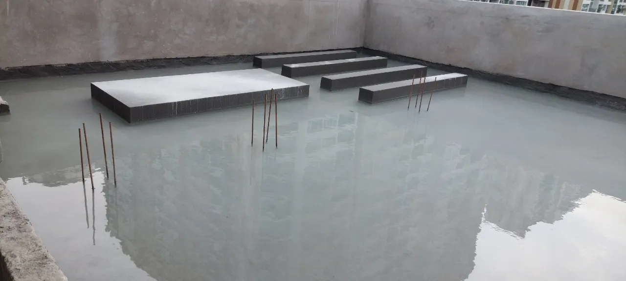 Kiểm tra test nước chống thấm trên bề mặt màng HDPE tại dự án môi trường