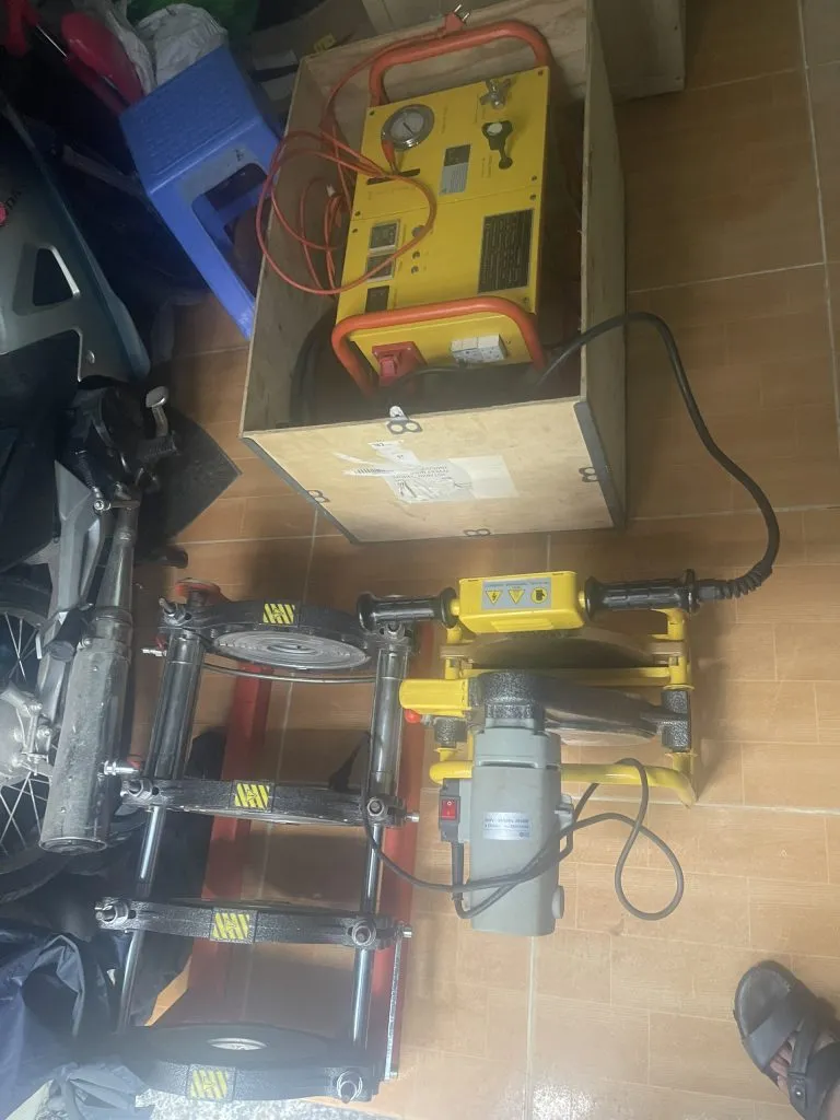 Kiểm tra và hàn nối bạt HDPE cũ cho dự án môi trường