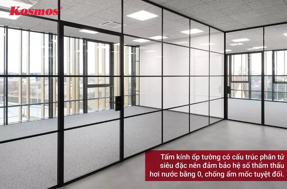 Kính ốp tường có khả năng chống thấm tuyệt đối