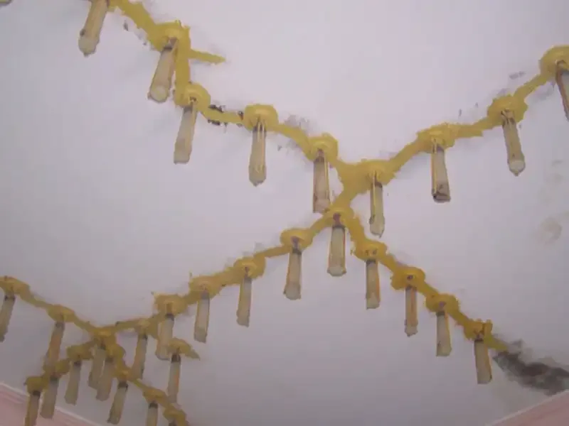 Kỹ thuật bơm keo chuyên dụng để chống thấm ngược trần nhà