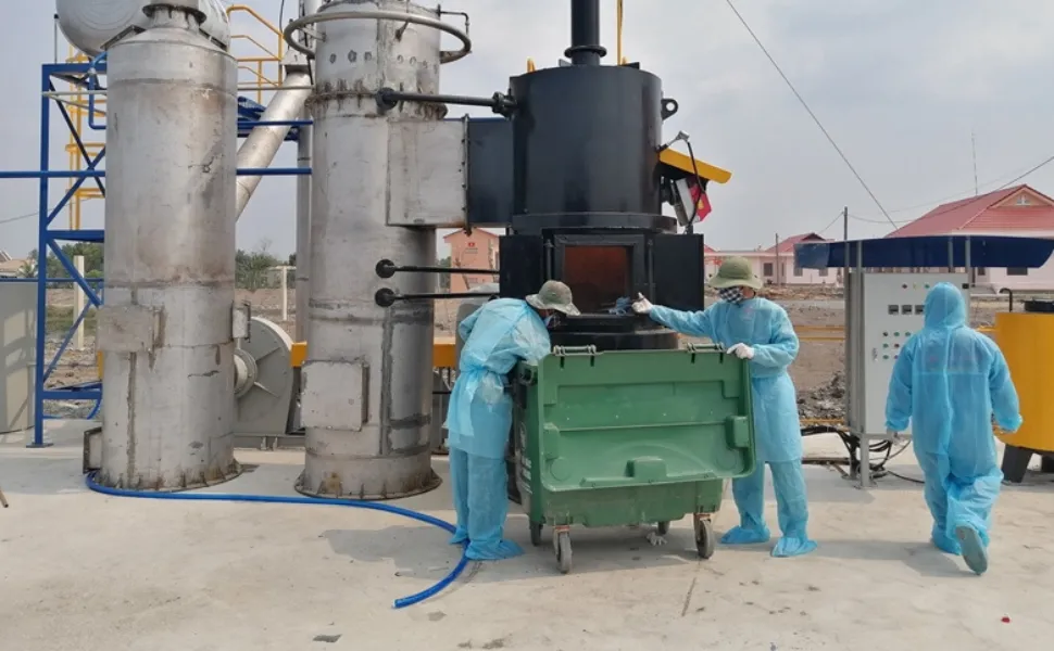 Lò đốt rác thải y tế chuyên dụng giúp xử lý chất thải nguy hại an toàn