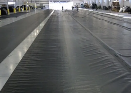 Màng chống thấm HDPE cuộn lớn sẵn sàng cho thi công các dự án chống thấm.