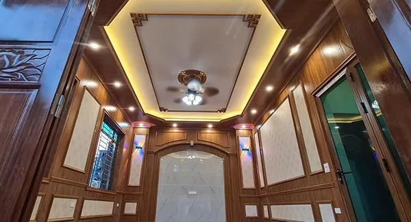 Mẫu nội thất ốp tấm nhựa PVC vân gỗ và vân đá tự nhiên