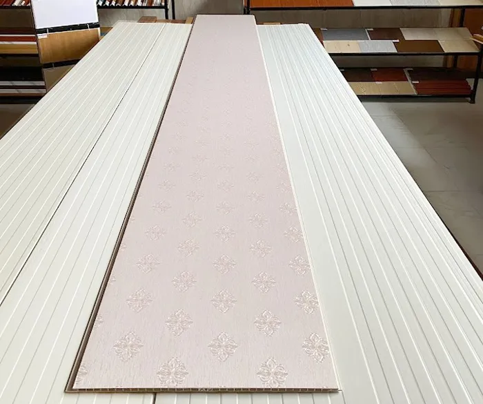 mẫu tấm nhựa ốp tường hoa văn họa tiết cổ điển