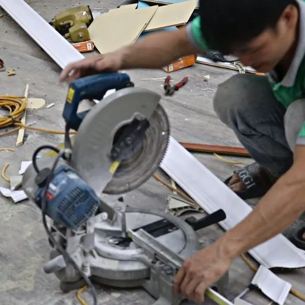 Máy cắt góc phào trang trí 45 độ