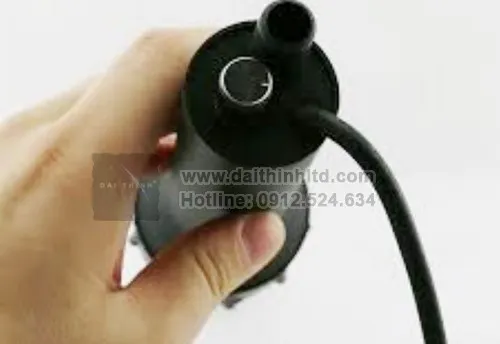 Máy hàn nhựa cầm tay DSH 1600W hoạt động hiệu quả trên công trường