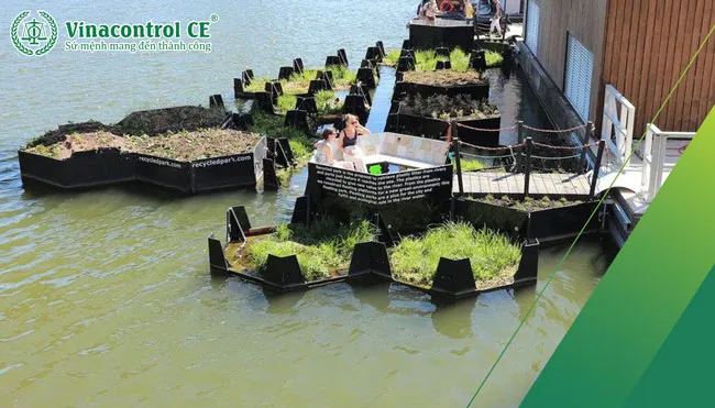 Mô hình công viên tái chế nhựa tại Hà Lan từ rác thải trôi nổi trên sông