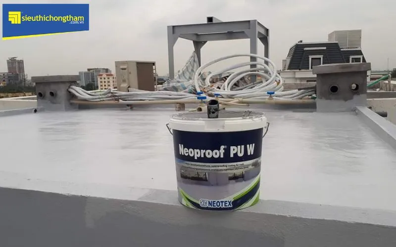 Neoproof PU W cung cấp giải pháp chống thấm mái nhà bê tông bị nứt với độ bền cơ học cao