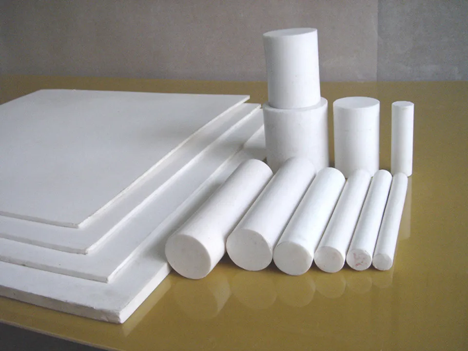 Nhựa PTFE màu trắng với khả năng chịu nhiệt và kháng hóa chất vượt trội