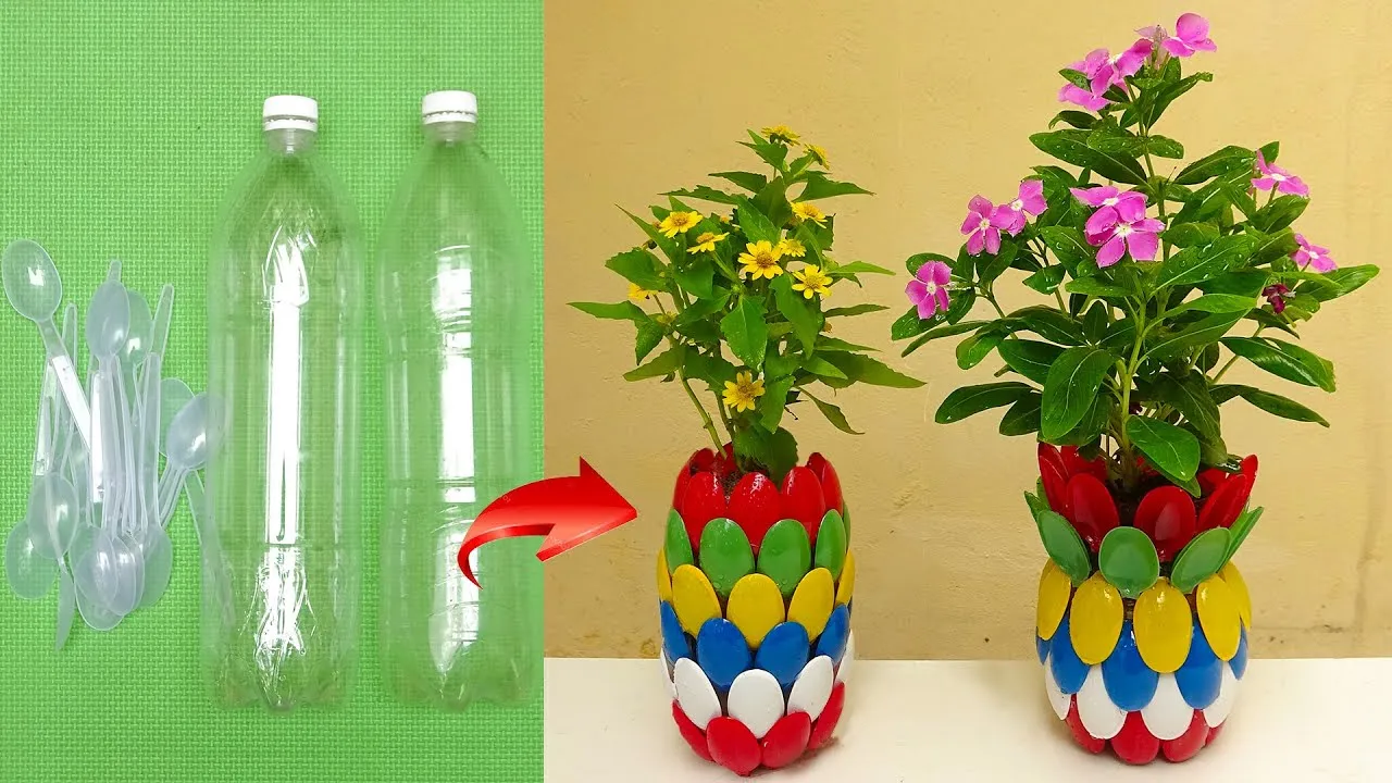 Những dụng cụ nhà bếp cũ được tận dụng để trồng hoa, tô điểm thêm sắc màu cho ban công và sân vườn nhà bạn.