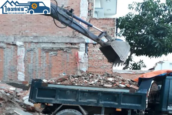 Ô nhiễm môi trường từ rác thải xây dựng chưa được vận chuyển đúng cách, cần giải pháp địa kỹ thuật môi trường