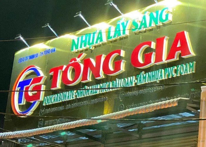 ốp alu tường