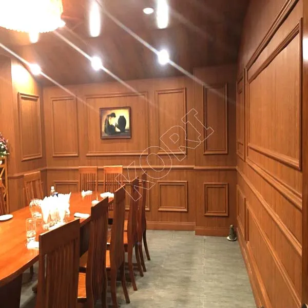phòng khách trang trí góc tường