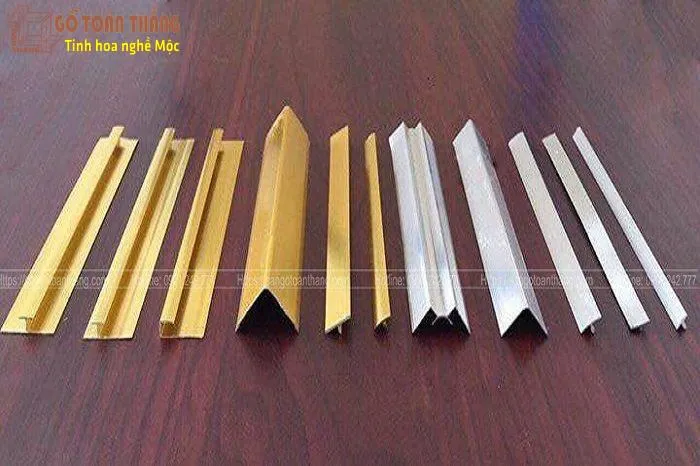 Phụ kiện tấm nhựa giả đá