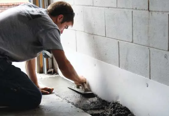 Quy trình chuẩn bị bề mặt và ứng dụng sơn chống thấm ngược Dulux