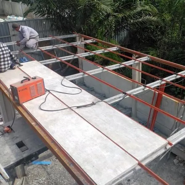 Sàn mái sử dụng tấm bê tông nhẹ, cần giải pháp chống thấm hiệu quả