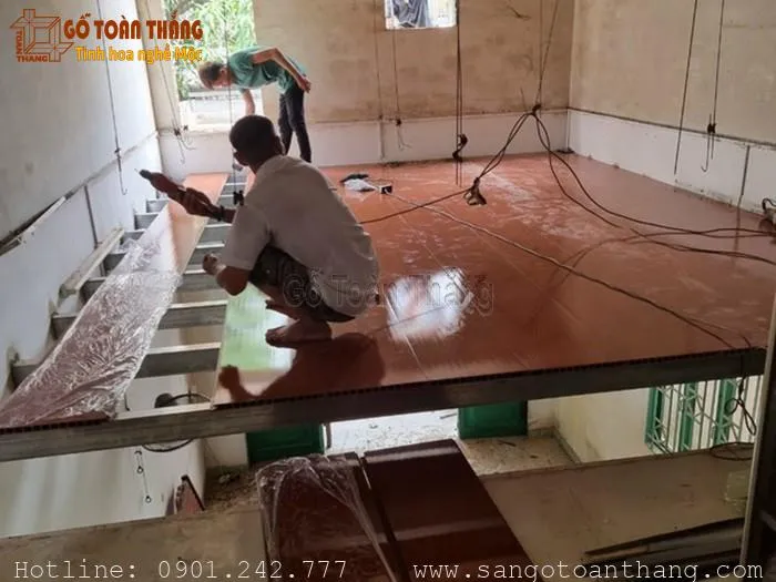 Sàn nhựa chịu lực từ ván nhựa Picomat cho gác lửng