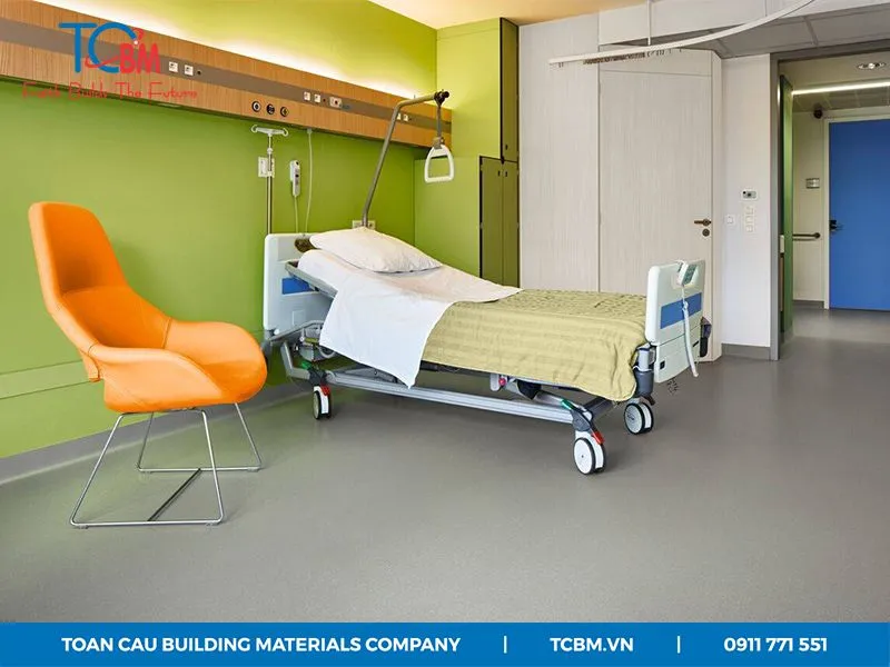 Sàn nhựa PVC kháng khuẩn được ứng dụng rộng rãi trong các khu vực bệnh viện