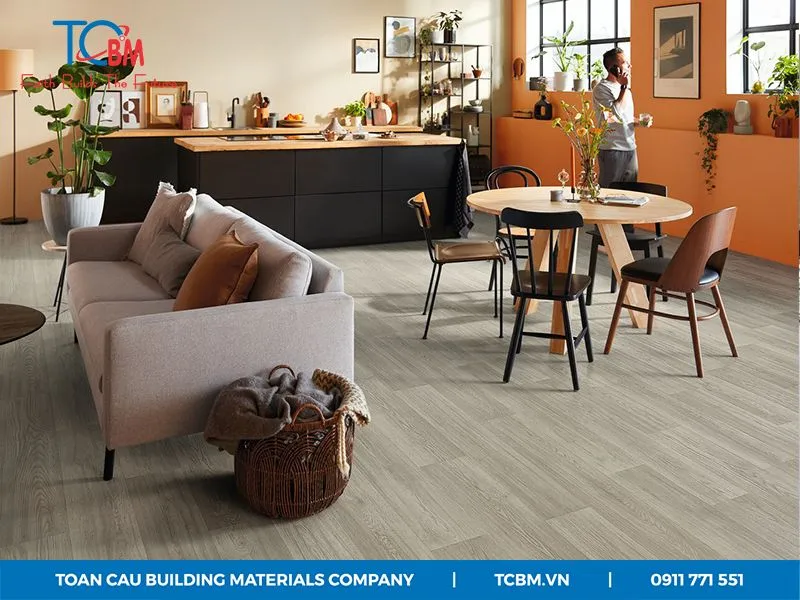 Sàn vinyl Modul’up 19dB với thiết kế vân gỗ tự nhiên, mang lại vẻ đẹp ấm cúng