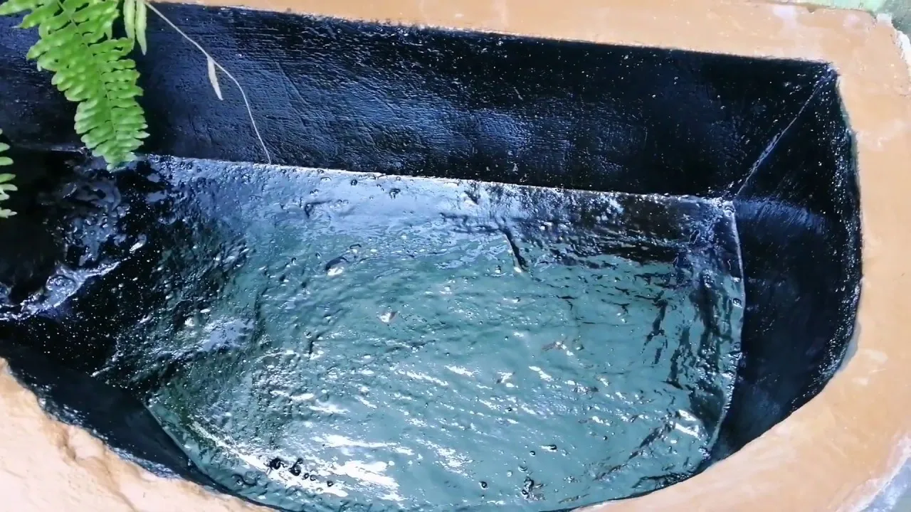 Sơn chống thấm bể cá bằng Epoxy màu đen
