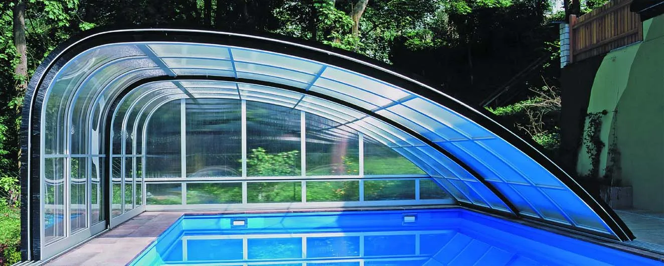 Tấm alu lấy sáng ứng dụng cho mái che hiện đại