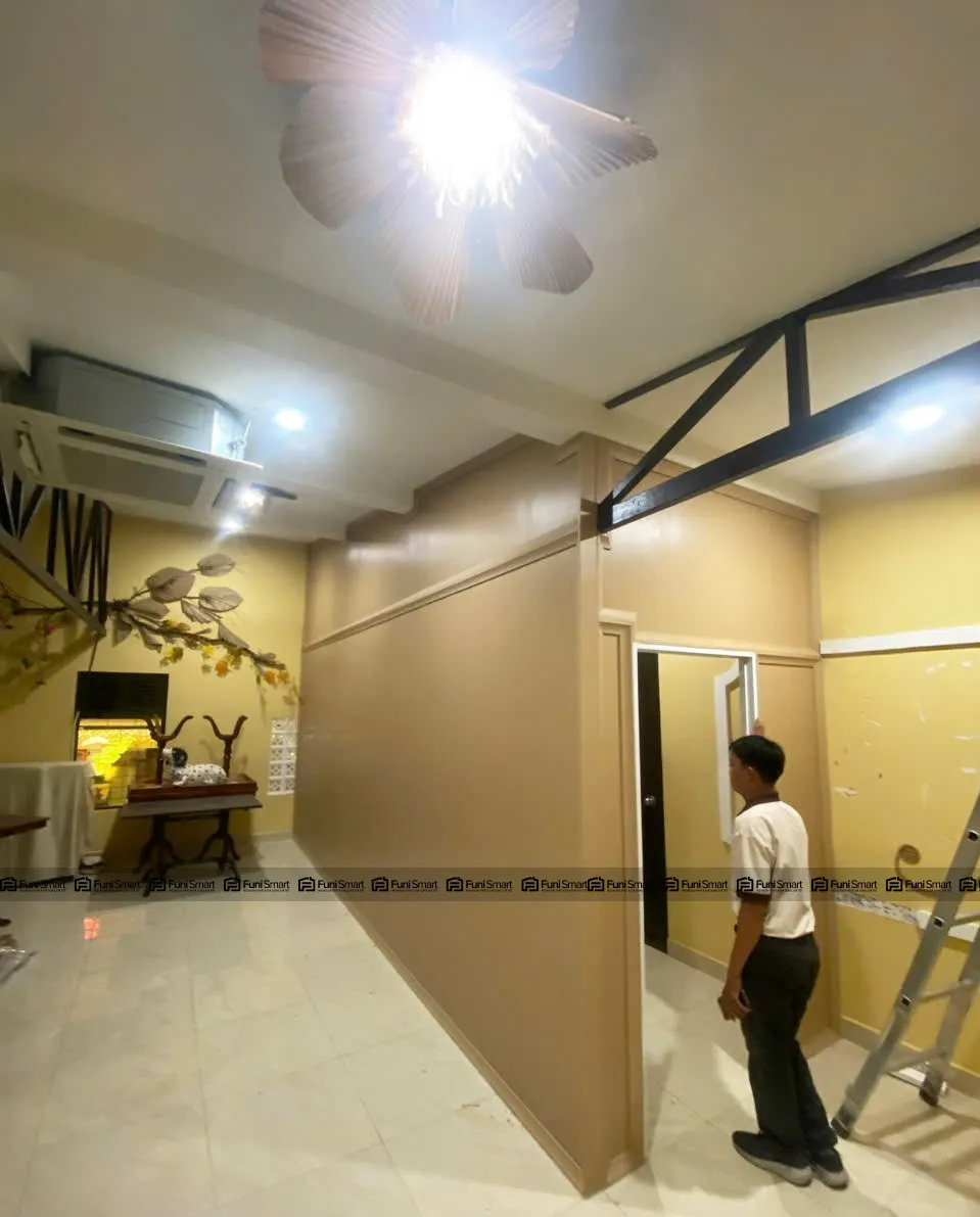 Tấm nhựa làm vách ngăn phòng ngủ Nano PVC 2 mặt Funismart thi công