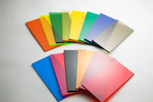 Tấm nhựa Mica Acrylic đa dạng thương hiệu và độ dày