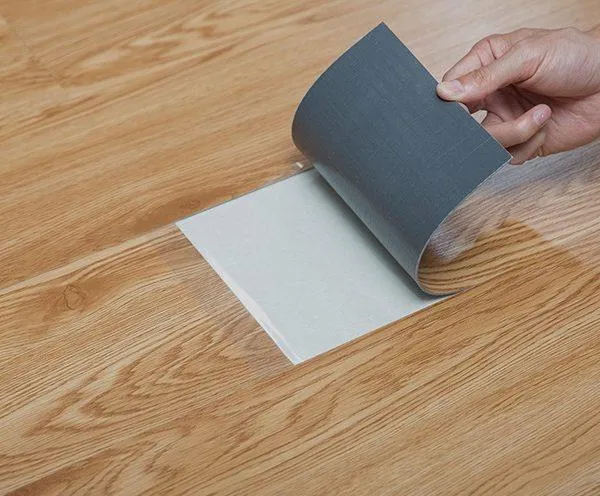 Tấm trải sàn PVC loại dày mang lại nhiều ưu điểm vượt trội