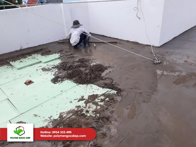 Tấm xốp XPS được sử dụng làm vật liệu cách nhiệt, có độ bền nén cao cho sân thượng