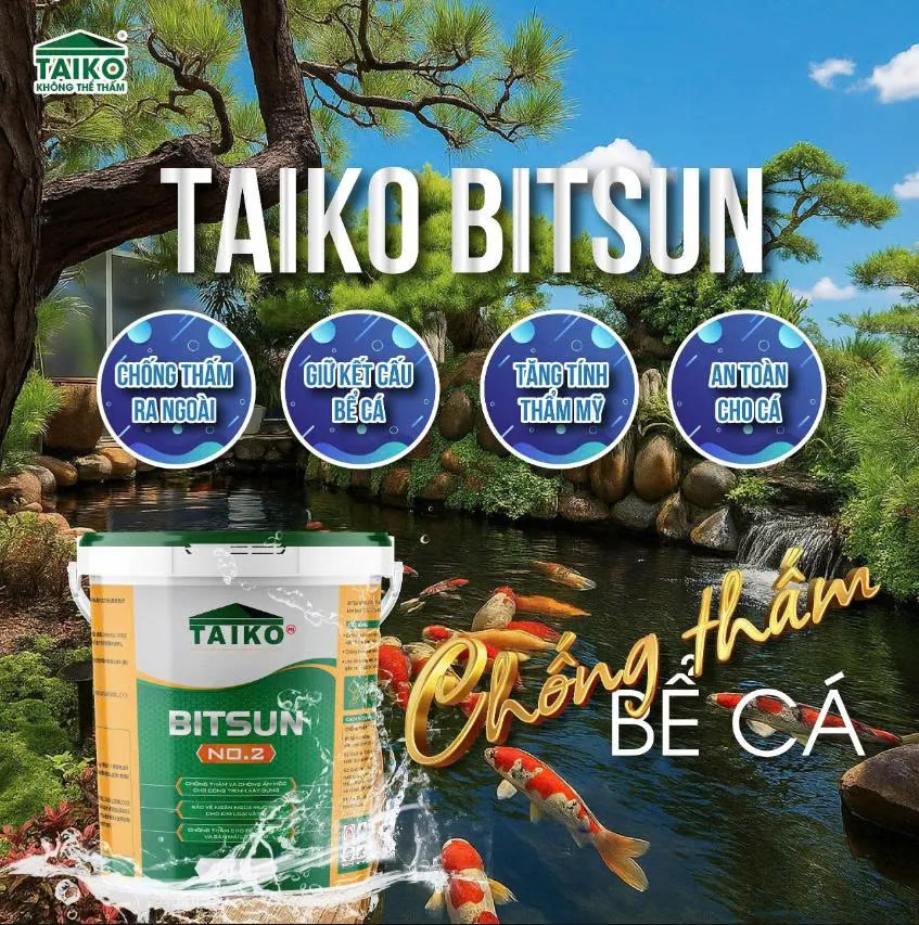 Thi công lớp sơn chống thấm cho bề mặt hồ, đảm bảo độ kín nước