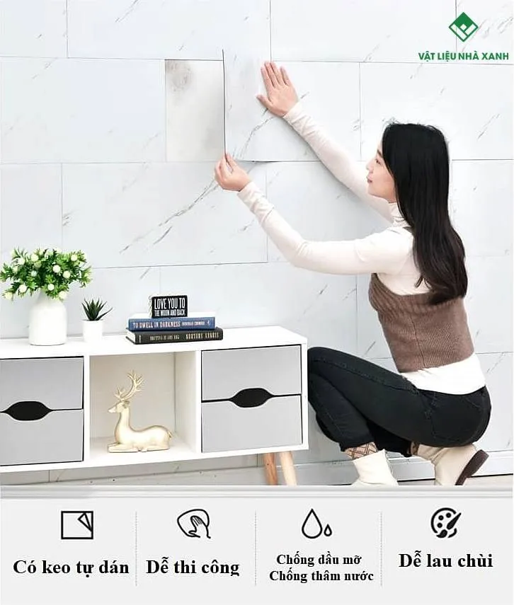 Thi công miếng dán tường nhựa PVC dễ dàng tại nhà