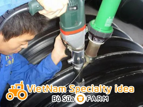Thi công mối hàn bạt HDPE bằng máy hàn đùn và dây hàn