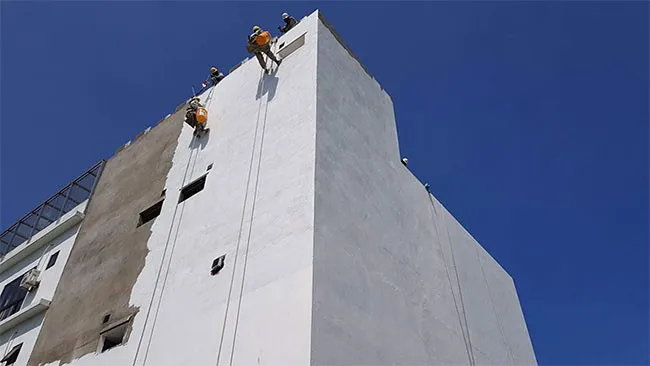 Thi công sơn chống thấm tường ngoài trời kết hợp xi măng