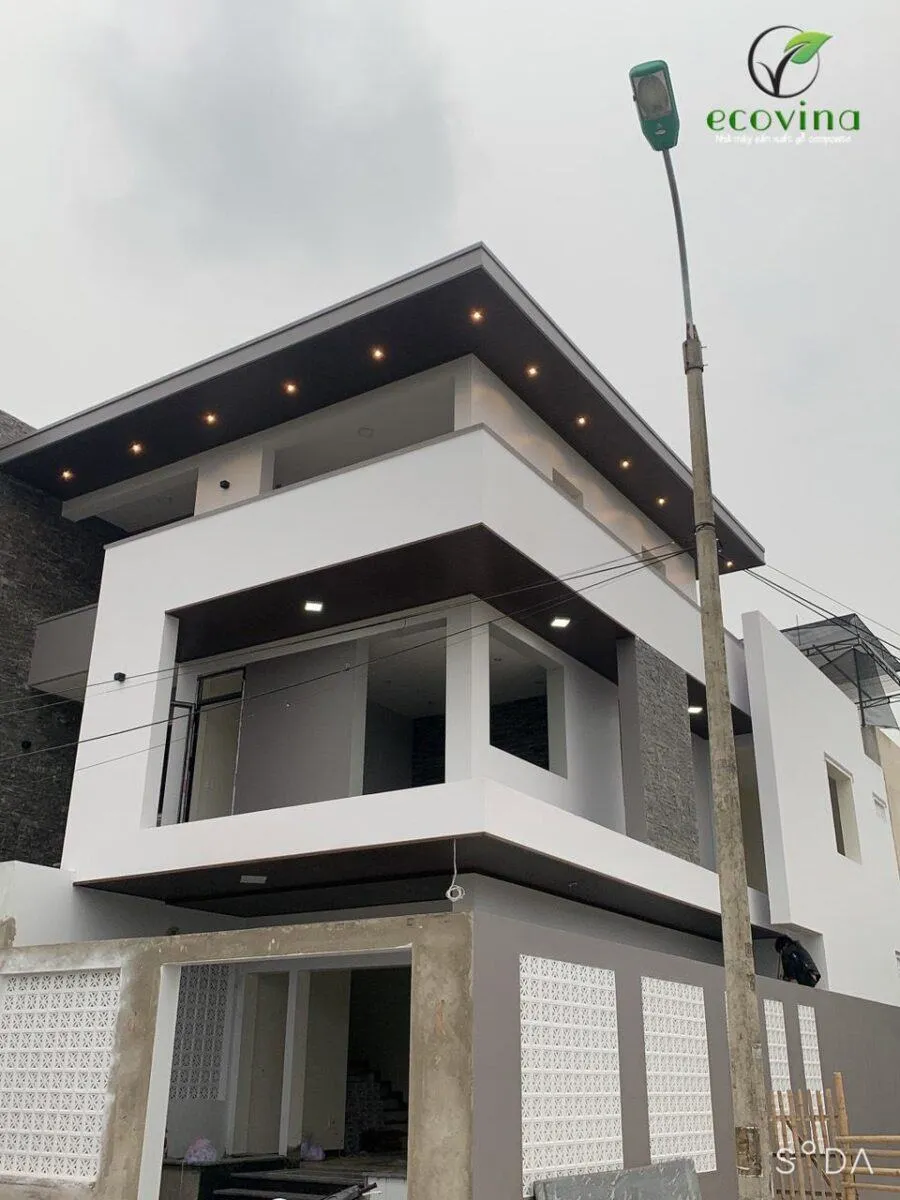 Tổng thể không gian với trần nhựa composite sang trọng